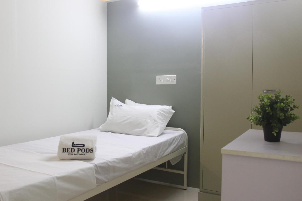 Хостел Bed Pods Тривандрум Экстерьер фото