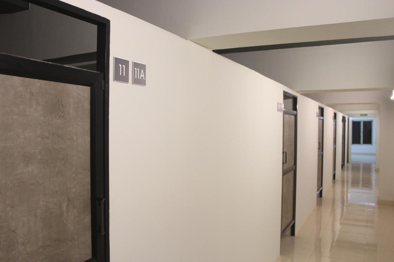 Хостел Bed Pods Тривандрум Экстерьер фото